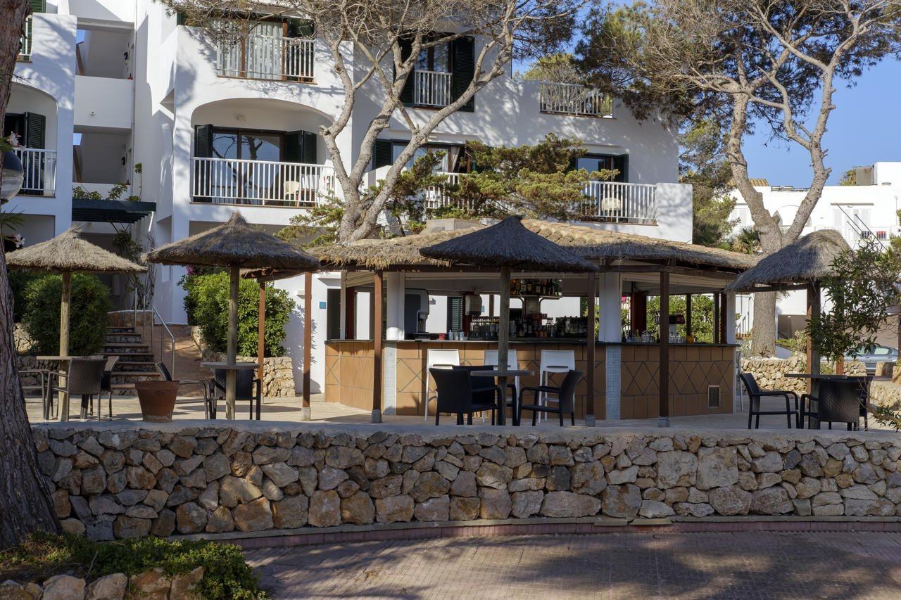 Alua Suites Las Rocas Cala d'Or  Exterior photo