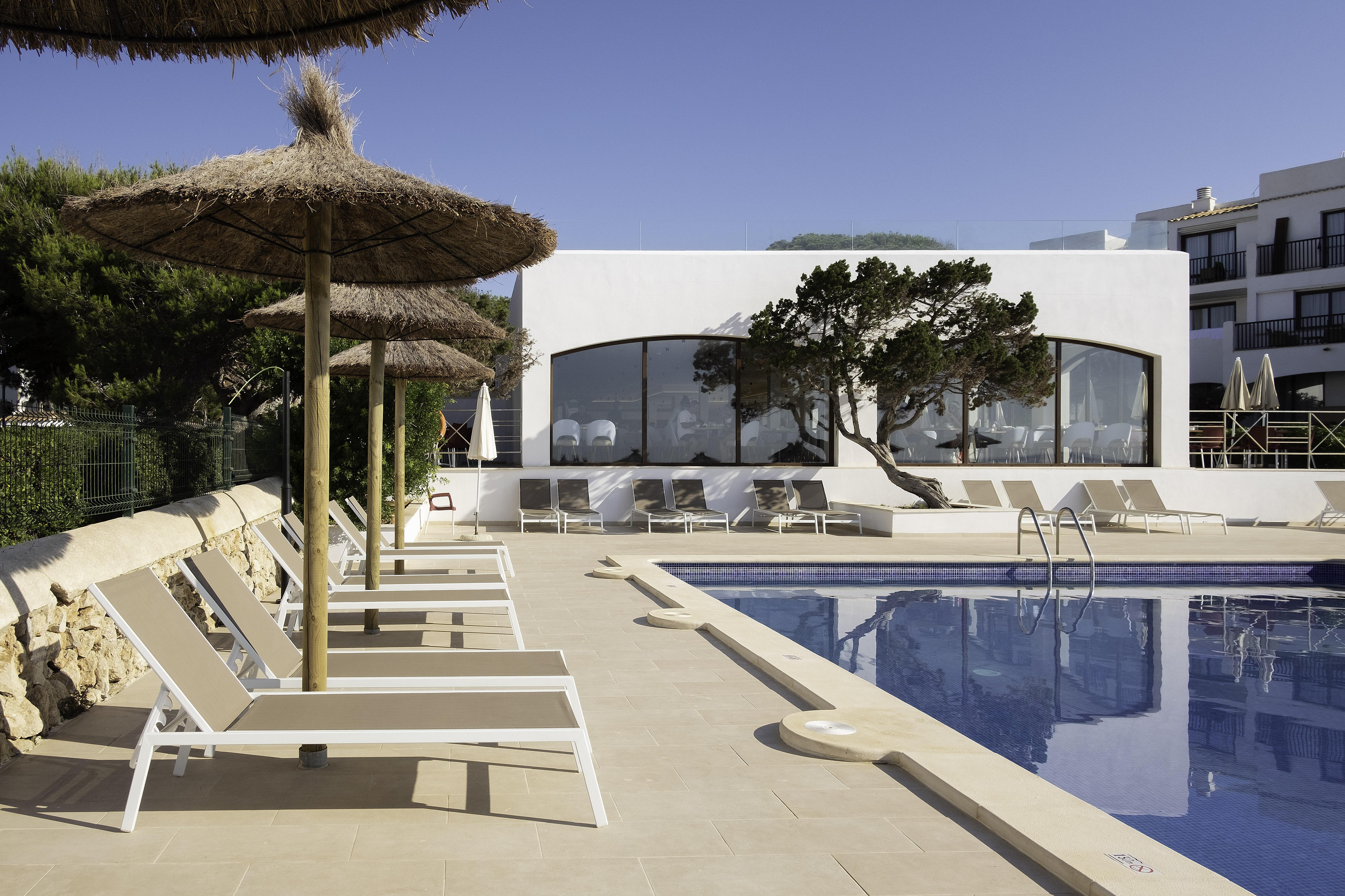 Alua Suites Las Rocas Cala d'Or  Exterior photo